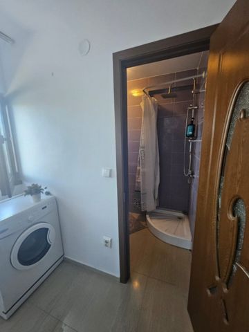 Garsoniera de inchiriat - utilitati incluse - zona Medeea - Fotografie 4