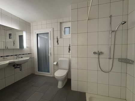 Spacious family apartment for rent - Photo 5