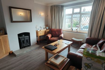 Out Westgate - Photo 2