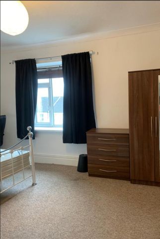 5 bedroom house share to rent - Photo 3