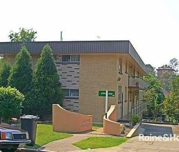 Ground Floor Studio - Walk to UQ | Electricity Included! - Photo 6