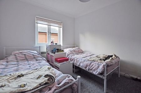 Uskvale Mews, Caerleon, Newport - Photo 4