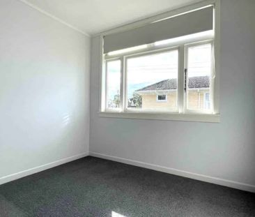 4 Bedrooms Home - Walking Distance to the trai... - Photo 3