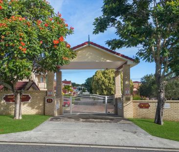 13/11 Newtown Street, East Ipswich QLD 4305 - Photo 1