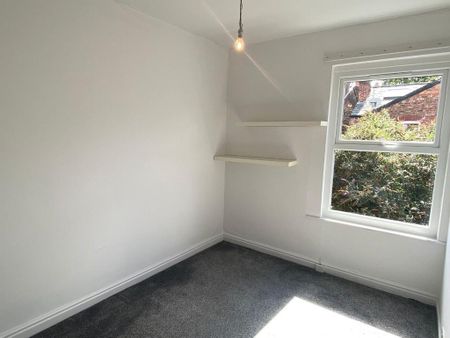 2 bedroom semi-detached house to rent - Photo 2