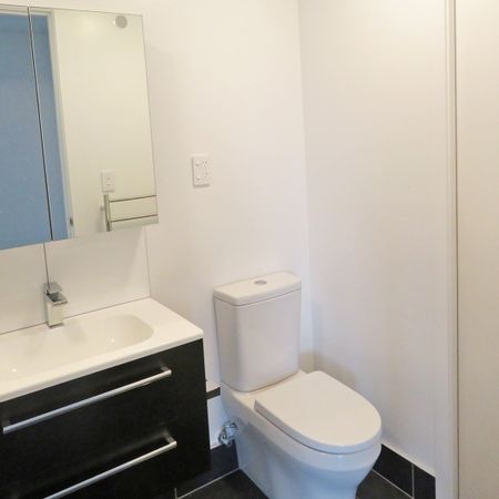 THE FIREMAN'S APARTMENTS - STUDIO APARTMENT - Photo 4