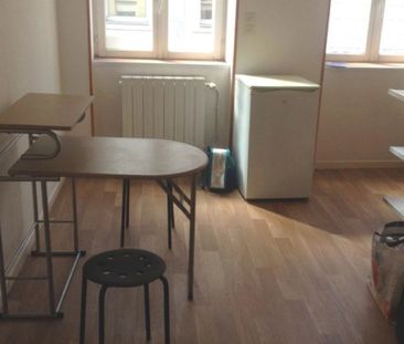 Location Appartement 1 pièces 25 m2 à Saint-Quentin - Photo 3