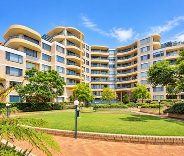 NEWINGTON TOWERS | ELEVATED ONE-BEDROOM WITH DISTRICT VIEWS - Photo 6