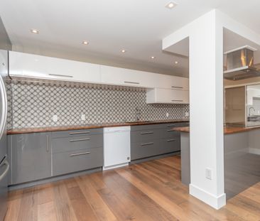 609-65 First Street, New Westminster - Photo 1