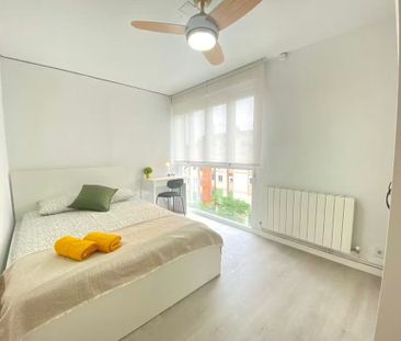 Calle de Rocafort, Madrid, Community of Madrid 28021 - Foto 2