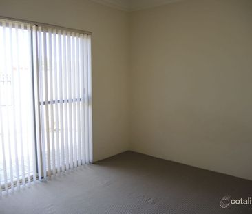 Stylish & Modern 3 Bedroom Villa - Photo 6