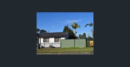 Spacious 3-Bedroom Villa for Rent - Photo 3