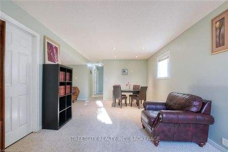 For Lease - 1049 Fogerty Street, London North, Ontario - Photo 3