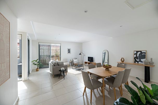 2/170 Princess Street, Kew VIC 3101 - Photo 1