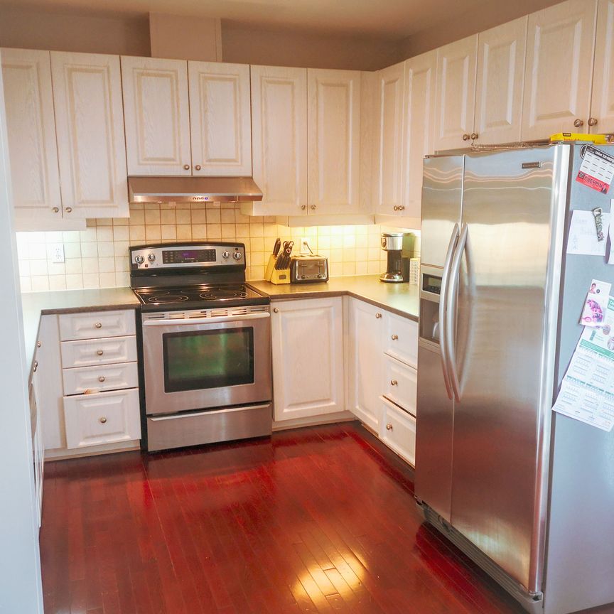 For Lease - 180 Clearview Avenue, Westboro - Hampton Park, Ontario - Photo 1