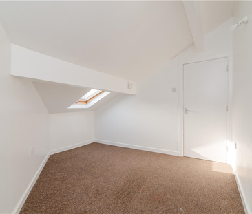 3 bedroom apartment to rent - Photo 3