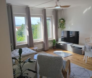 Mjölnerbacken, Sundbyberg - Photo 2