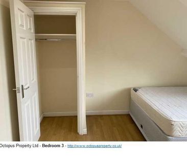 3 bedroom apartment to rent - Photo 3