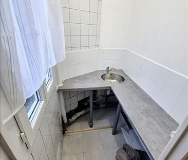 1 pièce - 19,75 m² - 3ème étage - Colocation non autorisée - Photo 6