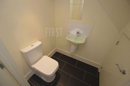 2 bedroom townhouse to rent - Photo 4