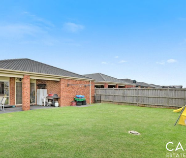 102 William Thwaites Boulevard, Cranbourne North - Photo 5