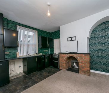 BRIDGE STREET MORLEY LEEDS LS27 0ER - Photo 1