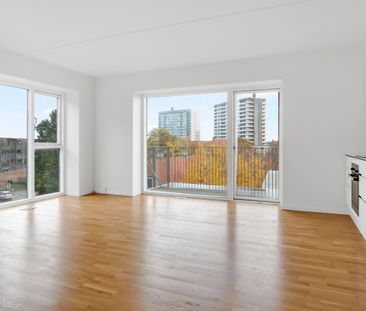 Købmandsgården-Porthuset - Lys 4 værelses lejlighed med altan i hje... - Foto 4