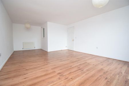 St Christophers Walk, Burton Street - Photo 2