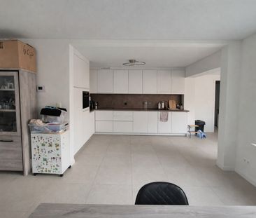 Huis - Te huur - Photo 5