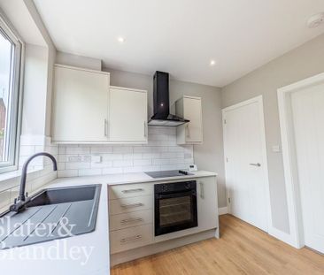 3 bedroom terraced house to rent - Photo 5
