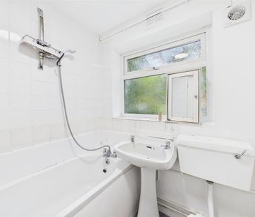 2 bedroom maisonette to rent - Photo 6
