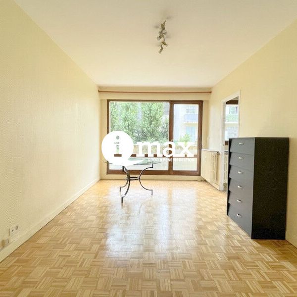 Location Appartement COURBEVOIE - - Photo 1