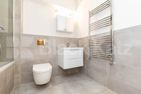 819sqft studio located within a warehouse conversion - Photo 4