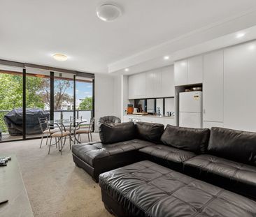 141/27 Wentworth Avenue, Kingston ACT 2604 - Apartment For Rent | D... - Photo 2