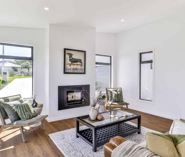 Stunning 3 Bedroom Home on Ridge Drive Omokoroa - Photo 3