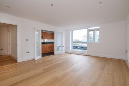 2 bedroom penthouse to rent - Photo 2