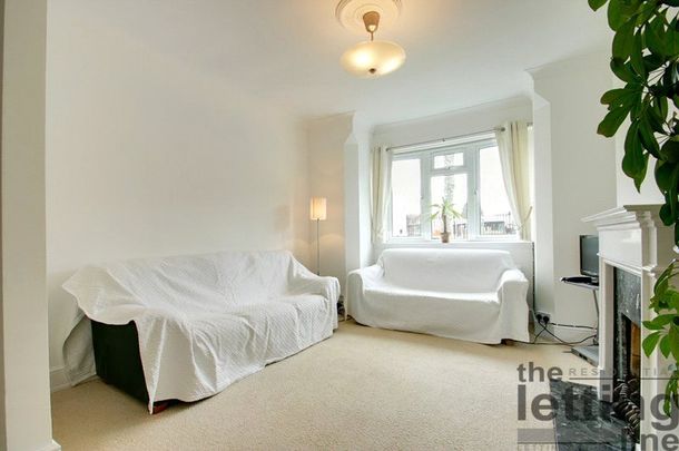 Rosemary Avenue, Enfield, Middlesex, EN2 0SR - Photo 1
