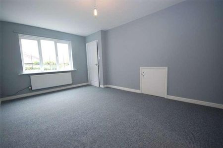 Phoenix Close, Donnington, Telford, Shropshire, TF2 - Photo 2