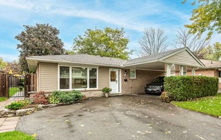 For Lease - 49 Melville Crescent, Brampton, Ontario - Photo 3