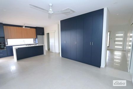 STYLISH HOME in Casuarina Park - Photo 3