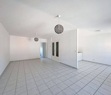 Location appartement 4 pièces 89.17 m² à Bourg-en-Bresse (01000) CE... - Photo 1