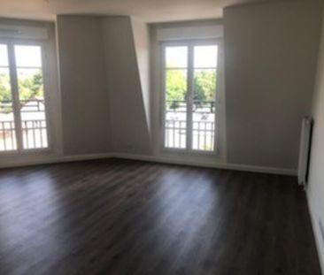 location Appartement T3 DE 67.95m² À MONTGERON - Photo 1