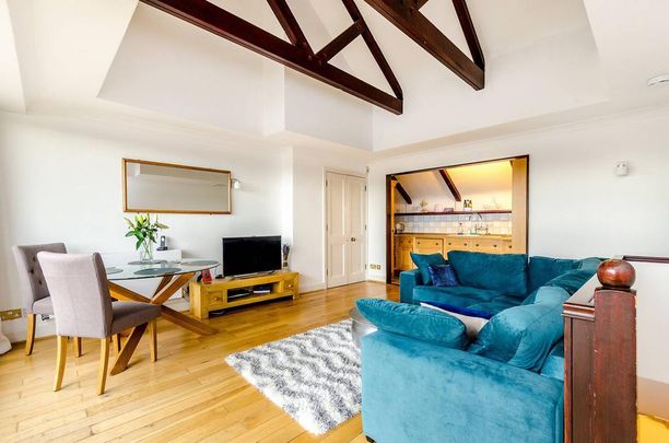 2 bedroom flat to rent - Photo 1