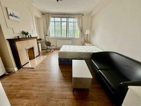 House share to rent - Photo 1