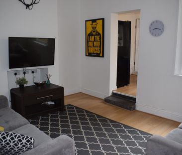 Modern Home with Large Social Lounge - Photo 1