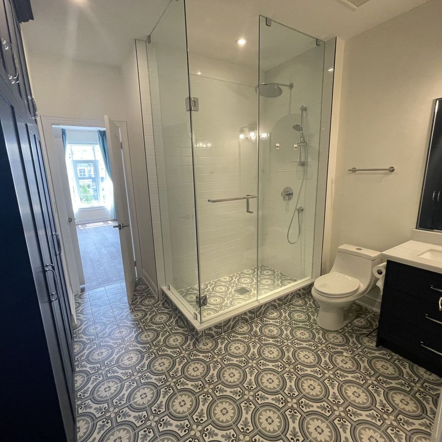 For Lease - 35 Queen Magdalene Place, Toronto, Ontario - Photo 1