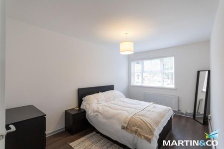 2 bedroom ground floor maisonette to rent - Photo 5