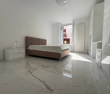 Appartamento in Via Luigi Federico Menabrea 12, Milano, MI - Photo 4