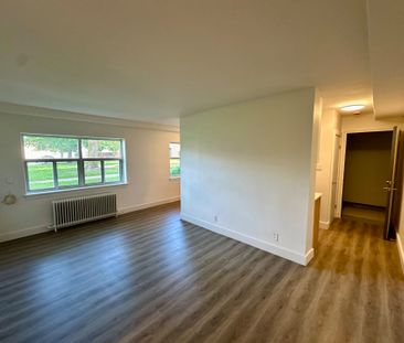For Lease - 11 Wingreen Court Unit# 1, Toronto, Ontario - Photo 1