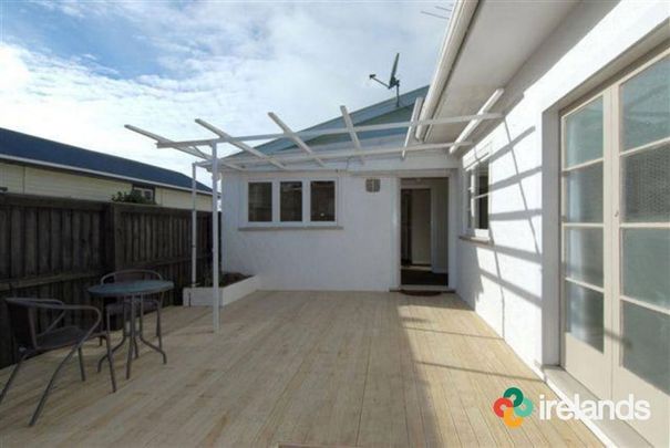 Family Home Close To The Beach! - Photo 1